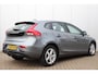 Volvo V40 2.0 T2 Momentum | Trekhaak | Stoelverwarming | Lichtmetalen velgen