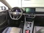 SEAT Leon Sportstourer 1.5 eTSI Style Business Intense | Camera | Lederen bekleding | Trekhaak |
