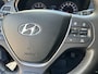 Hyundai i20 1.0 T-GDI 100pk Premium | Lederen bekleding | Climate control | Lane assist | Cruise control | Stoel&stuurverwarming | Navigatie | Apple CarPlay | Afneembare trekhaak | 4x elektrische ramen | Lichtmetalen velgen | Volledig onderhouden