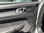 Volvo XC40 T3 160PK Momentum | Camera| Trekhaak| H&K Sound| Stoelverw| CarP