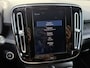 Volvo XC40 T3 160PK Momentum | Camera| Trekhaak| H&K Sound| Stoelverw| CarP