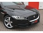 Jaguar XE 2.0 Portfolio 200pk | Camera | Leder | Cruise Control | Origineel NL |