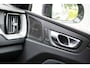 Volvo XC60 2.0 T6 Plug-in hybrid AWD Plus Dark | Stoel+Stuur-wielverw | harman/kardon | Standkachel | Adapt.Cruise | BLIS | Getint Glas