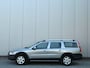 Volvo XC70 2.5T AUT Momentum Leer / Navi / Cruise control / Stoelverwarming