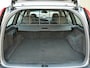 Volvo XC70 2.5T AUT Momentum Leer / Navi / Cruise control / Stoelverwarming