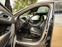 Land Rover Range Rover Velar 2.0 P250 Turbo AWD R-Dynamic SE | Adaptive cruise | Panorama | Clima | Leder | Metalic | 1e eig. |