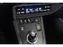 Toyota Auris Touring Sports 1.8 Hybrid Lease pro, Panoramadak, Dealer onderhouden, Lederen bekleding, Stoelverwarming!