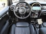 MINI Cooper Mini 1.5 60 Years Edition automaat / 1e eig. / zwart leer / head-up display / panoramadak / stoelverwarming / cruise