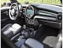 MINI Cooper Mini 1.5 60 Years Edition automaat / 1e eig. / zwart leer / head-up display / panoramadak / stoelverwarming / cruise
