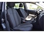 Volkswagen Golf 1.4 TSI R-line Navigatie, Stoelverwarming, Automaat,