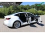 Tesla Model 3 Standard RWD Plus 60 kWh trekhaak autopilot leder stoelverwarming panodak climate control dab memory seats