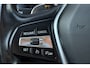 BMW 3-Serie Touring 330e xDrive | Panodak | Harman Kardon | Camera | Stoel + Stuurverwarming | Facelift | 19" Breedset