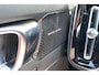 Volvo XC40 1.5 T5 Recharge R-Design | Trekhaak | Panorama Dak | Adaptief Cruise Control | Harman Kardon Speakers | Elektrisch Verstelb. Bestuurdersstoel met Geheugen |