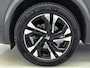 Peugeot 2008 SUV Allure 130 pk Automaat | Navigatie | Achteruitrijcamera | Parkeersensoren Voor en Achter | LED Koplampen | Keyless Entry/Start | Lederen Stuurwiel | Climate Control | Cruise Control | 17" Lichtmetalen Velgen | Apple Carplay/Android Auto |