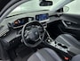 Peugeot 2008 SUV Allure 130 pk Automaat | Navigatie | Achteruitrijcamera | Parkeersensoren Voor en Achter | LED Koplampen | Keyless Entry/Start | Lederen Stuurwiel | Climate Control | Cruise Control | 17" Lichtmetalen Velgen | Apple Carplay/Android Auto |