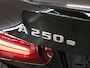 Mercedes-Benz A-klasse 250 e Limousine Business Solution AMG Panoramadak | Night-pakket | 19" Velgen