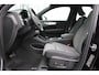 Volvo XC40 B4 Automaat Plus Dark | Trekhaak | Verw. Stoel & stuurwiel | Camera | Adapt. Cruise