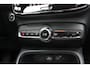 Volvo XC40 B4 Automaat Plus Dark | Trekhaak | Verw. Stoel & stuurwiel | Camera | Adapt. Cruise