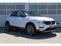 Volkswagen T-Roc 1.0 TSI 110pk Style | Navigatie | Parkeersensoren | App Connect