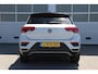 Volkswagen T-Roc 1.0 TSI 110pk Style | Navigatie | Parkeersensoren | App Connect