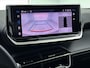 Peugeot e-2008 EV GT 54 kWh 156 pk | Navigatie | Achteruitrijcamera | Parkeersensoren Voor en Achter | Alcantara Bekleding | Sportstoelen | Full-LED Koplampen | Keyless Entry/Start | Dodehoek Detectie | Adaptieve Cruise Control | 18" Lichtmetalen Velgen | Apple Carplay/Android Auto |