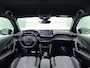 Peugeot e-2008 EV GT 54 kWh 156 pk | Navigatie | Achteruitrijcamera | Parkeersensoren Voor en Achter | Alcantara Bekleding | Sportstoelen | Full-LED Koplampen | Keyless Entry/Start | Dodehoek Detectie | Adaptieve Cruise Control | 18" Lichtmetalen Velgen | Apple Carplay/Android Auto |