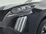 Peugeot e-2008 EV GT 54 kWh 156 pk | Navigatie | Achteruitrijcamera | Parkeersensoren Voor en Achter | Alcantara Bekleding | Sportstoelen | Full-LED Koplampen | Keyless Entry/Start | Dodehoek Detectie | Adaptieve Cruise Control | 18" Lichtmetalen Velgen | Apple Carplay/Android Auto |