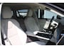 Volvo V60 T6 350PK Plug-in hybrid AWD Essential Edition | Adaptieve Cruise Control met Pilot Assist | Verwarmbare voorstoelen + stuurwiel | High Performance Audiosysteem | Park Assist voor + achter | Parkeercamera achter |  Blind Spot Information System | Apple CarPlay | 18'' Lichtmetalen wielen |