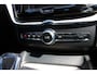 Volvo XC60 Recharge T6 Automaat AWD Inscription | Schuif/kanteldak | Adapt. Cruise | El. Trekhaak | Blis | 20" LMV