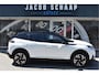 Peugeot e-2008 GT-Line EV 50 kWh / Cruise control / Panoramisch schuifdak / Lane assist