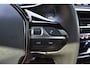Peugeot e-2008 GT-Line EV 50 kWh / Cruise control / Panoramisch schuifdak / Lane assist