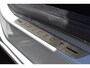 Peugeot e-2008 GT-Line EV 50 kWh / Cruise control / Panoramisch schuifdak / Lane assist