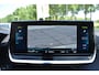 Peugeot e-2008 GT-Line EV 50 kWh / Cruise control / Panoramisch schuifdak / Lane assist