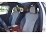 Peugeot e-2008 GT-Line EV 50 kWh / Cruise control / Panoramisch schuifdak / Lane assist