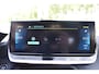 Peugeot e-2008 GT-Line EV 50 kWh / Cruise control / Panoramisch schuifdak / Lane assist