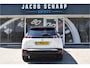 Peugeot e-2008 GT-Line EV 50 kWh / Cruise control / Panoramisch schuifdak / Lane assist