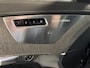 Volvo XC90 2.0 T8 Recharge AWD Ultimate Dark Long range, Luchtvering, Bower&Wilkins audio, Panoramadak, 22 inch wielen, Massagestoelen, Stoelverwarming, Stoelkoeling, Trekhaak semi elektrisch inklapbaar, Full options