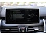 BMW 2-Serie Active Tourer 225xe Centennial High Executive HUD LEER TREKHAAK-AFN NAP PANO CLIMATE STOELVERW 17''LMV 2xPDC ELEK-ACHTERKLEP ZWARTE-HEMEL
