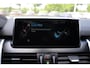 BMW 2-Serie Active Tourer 225xe Centennial High Executive HUD LEER TREKHAAK-AFN NAP PANO CLIMATE STOELVERW 17''LMV 2xPDC ELEK-ACHTERKLEP ZWARTE-HEMEL