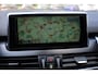 BMW 2-Serie Active Tourer 225xe Centennial High Executive HUD LEER TREKHAAK-AFN NAP PANO CLIMATE STOELVERW 17''LMV 2xPDC ELEK-ACHTERKLEP ZWARTE-HEMEL