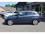 BMW 2-Serie Active Tourer 225xe Centennial High Executive HUD LEER TREKHAAK-AFN NAP PANO CLIMATE STOELVERW 17''LMV 2xPDC ELEK-ACHTERKLEP ZWARTE-HEMEL