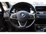 BMW 2-Serie Active Tourer 225xe Centennial High Executive HUD LEER TREKHAAK-AFN NAP PANO CLIMATE STOELVERW 17''LMV 2xPDC ELEK-ACHTERKLEP ZWARTE-HEMEL
