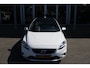 Volvo V40 T3 Automaat Polar+ Sport | Verw. Voorstoelen | Panoramadak | Keyless | DAB
