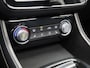 MG MG ZS EV Luxury 45 kWh Panoramisch schuifkanteldak | Blind Spot Detection | Verwarmbare voorstoelen