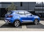 MG MG ZS EV Luxury 45 kWh Panoramisch schuifkanteldak | Blind Spot Detection | Verwarmbare voorstoelen | Elektrische achterklep