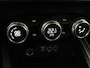 Renault Clio 1.0 TCe 100Pk Intens | Navigatie met Groot Scherm | Cruise Control | Apple & Android Carplay | Parkeersensoren & Camera | Climate Control | Bluetooth | Lichtmetalen Velgen | Armsteun Voor |
