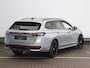 Volkswagen Passat Variant R-Line-Edition 1.5 eHybrid 204pk | Panoramadak | Trekhaak | Black Style | Matrix LED | Navigatie | Camera |