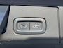 Volvo XC60 2.0 T6 Plug-in hybrid AWD R-Design 349 PK | Crystal White | Trekhaak | Harman Kardon