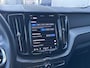 Volvo XC60 2.0 T6 Plug-in hybrid AWD R-Design 349 PK | Crystal White | Trekhaak | Harman Kardon