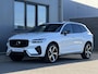 Volvo XC60 2.0 T6 Plug-in hybrid AWD R-Design 349 PK | Crystal White | Trekhaak | Harman Kardon